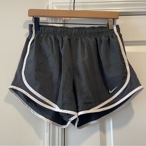Nike Dri-Fit Dark Gray Running Shorts (NORTS) Women’s Size Medium Athletic Comfy